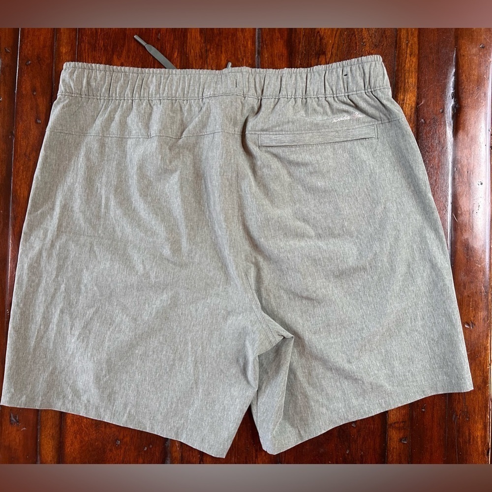 Eddie Bauer Men's UPF 50 Quick Dry Woven Tech Pull-On Shorts - Picture 2 of 5
